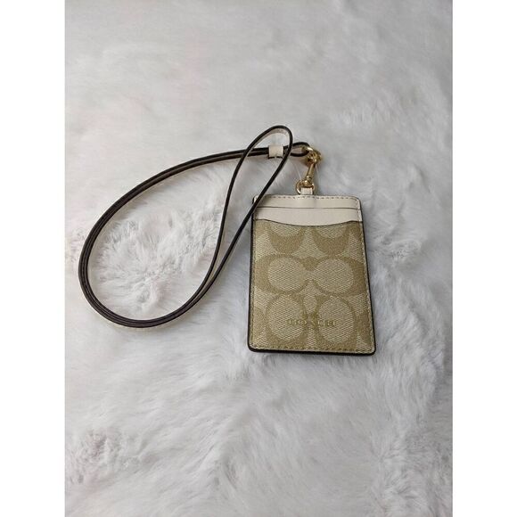Coach Cream‎ & Tan ID Lanyard in Signature Monogram CC's New - Picture 2 of 6